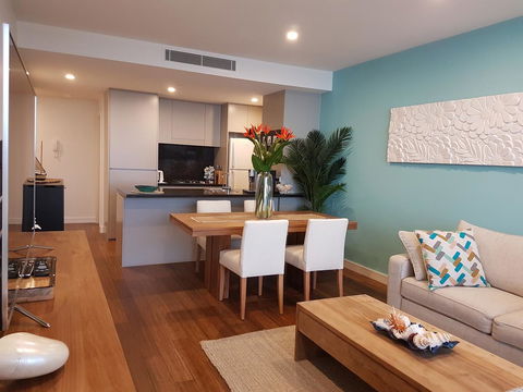 Arena Luxury Beachfront Apartment - Gold Coast 39