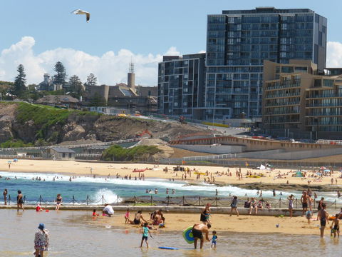 Arena Luxury Beachfront Apartment - Gold Coast 10