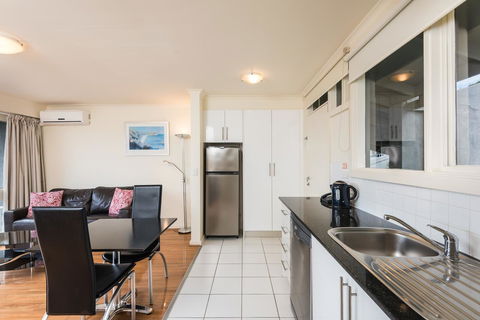 Horizon Holiday Apartments - Tourism Gold Coast 13