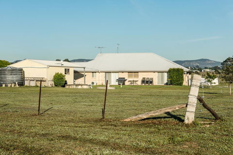 Madigan Wine Country Cottages - Tourism Gold Coast 32