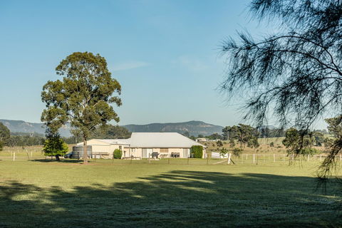 Madigan Wine Country Cottages - Tourism Gold Coast 31