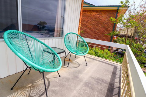 Coastal Horizons Beach House - Tourism Gold Coast 13