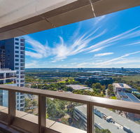Olympic park Sunshine 2 bedrooms Apts with Private parking - Gold Coast
