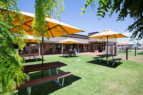 Boomerang Hotel - Tourism Gold Coast 25