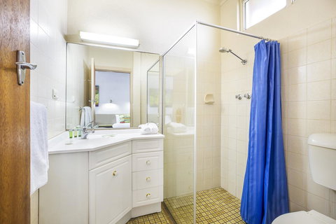 Boomerang Hotel - Tourism Gold Coast 17