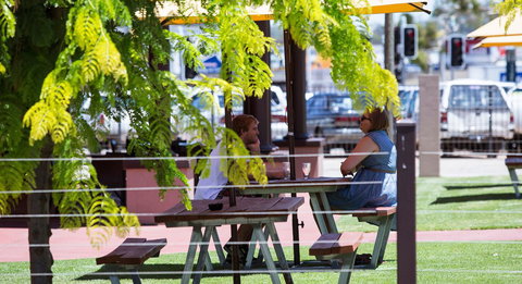 Boomerang Hotel - Tourism Gold Coast 35