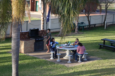 Temora Motel - Gold Coast 8