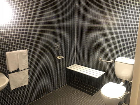 Crown Hotel Surry Hills - Tourism Gold Coast 38