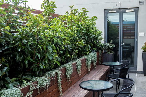 Crown Hotel Surry Hills - Tourism Gold Coast 41