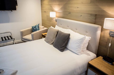 Crown Hotel Surry Hills - Tourism Gold Coast 21