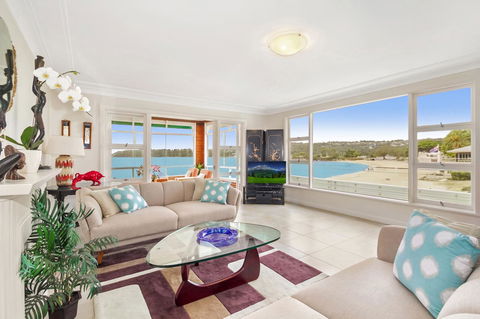 The Oriana - Tourism Gold Coast 2