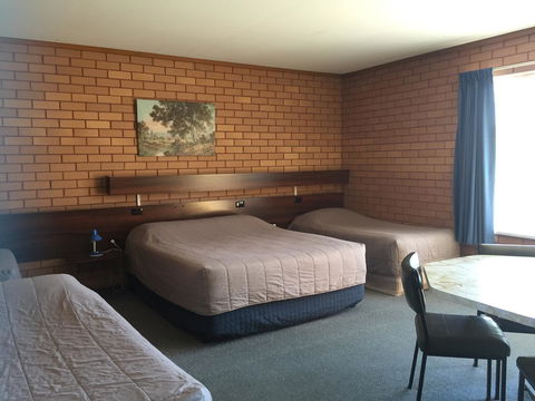 Deniliquin Motel - Tourism Gold Coast 14