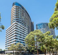 Australian Tower Stay - Gold Coast