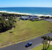 2 Cliff Road - Tourism Gold Coast