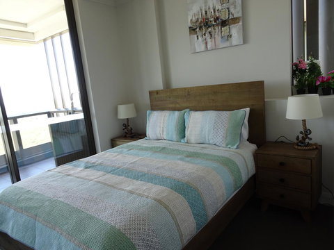 Sydney Olympic Park Apartment - Gold Coast 3