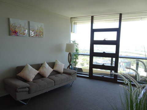Sydney Olympic Park Apartment - Gold Coast 4