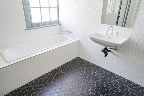 Oasis On Beamish Hotel - Gold Coast 12