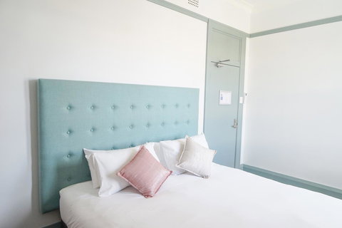 Oasis On Beamish Hotel - Gold Coast 23