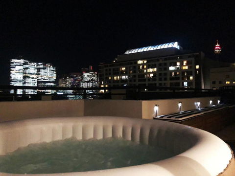 Darling Harbour Penthouse Views+Jacuzzi - Tourism Gold Coast 13