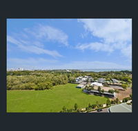 Nomikis'On The Avenue