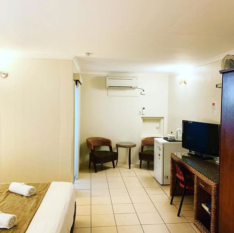Pine Tree Motel - Tourism Gold Coast 34