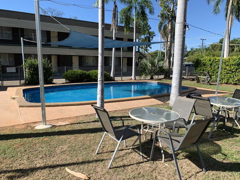 Pine Tree Motel - Tourism Gold Coast 1