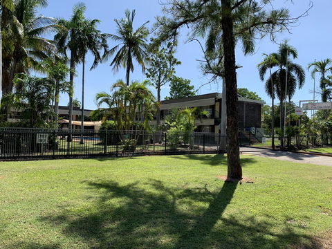 Pine Tree Motel - Tourism Gold Coast 3