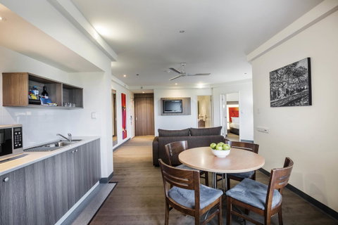 Novotel Darwin CBD - Tourism Gold Coast 7