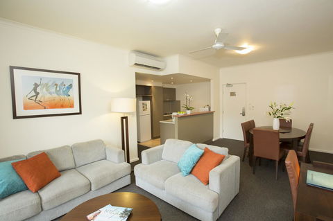 Metro Advance Apartments & Hotel - Tourism Gold Coast 22