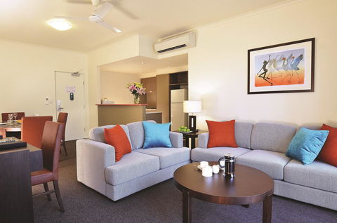 Metro Advance Apartments & Hotel - Tourism Gold Coast 2