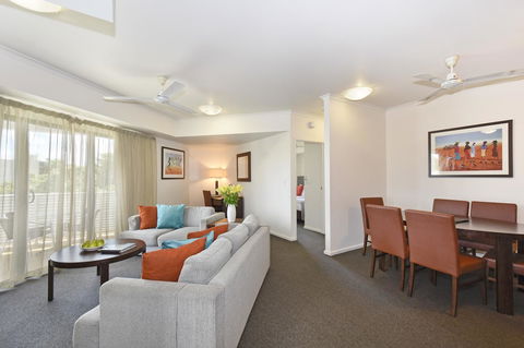Metro Advance Apartments & Hotel - Tourism Gold Coast 5