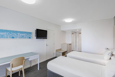 Vibe Hotel Darwin Waterfront - Tourism Gold Coast 21