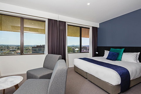 Mantra MacArthur Hotel - Tourism Gold Coast 12