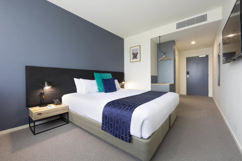 Mantra MacArthur Hotel - Tourism Gold Coast 0