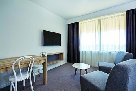 Mantra MacArthur Hotel - Tourism Gold Coast 14