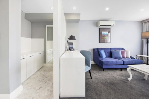 Canberra Rex Hotel - Tourism Gold Coast 40
