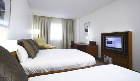 Novotel Canberra - Tourism Gold Coast 20