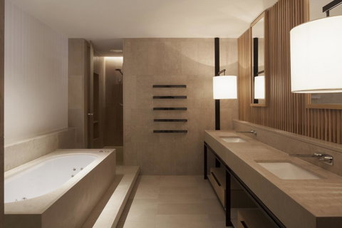 Hotel Realm - Tourism Gold Coast 19