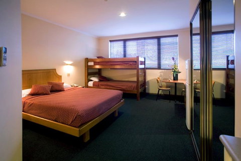 Madison Capital Executive Apartments - Tourism Gold Coast 1