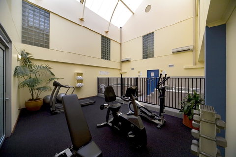 Madison Capital Executive Apartments - Tourism Gold Coast 6