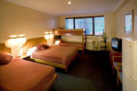 Madison Capital Executive Apartments - Tourism Gold Coast 4