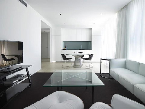 Burbury Hotel - Tourism Gold Coast 7