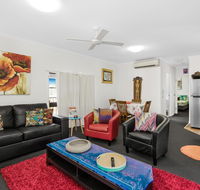 BOUTIQUE APARTMENTS BEACH LOCATION - Tourism Gold Coast
