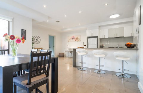 Boutique Stays - Mentone Abode - Tourism Gold Coast 2