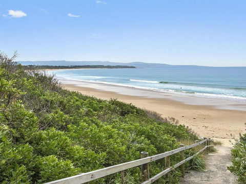 Bowery Beach House - Spacious Family Accommodation - Tourism Gold Coast 3