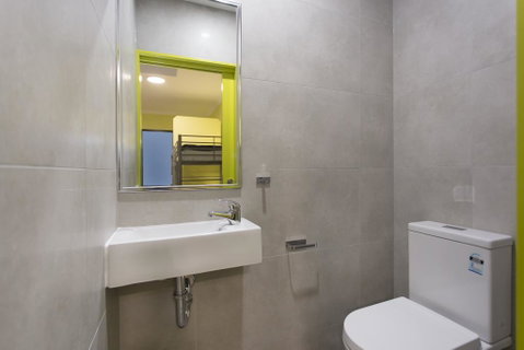 Breeze Lodge - Tourism Gold Coast 2