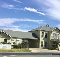 Bridges on Meninya Motel  Apartments - Tourism Gold Coast