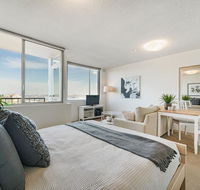 Bright and Sunny Studio Apartment - Tourism Gold Coast
