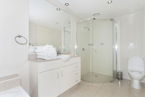 Brighton Shores - Tourism Gold Coast 1