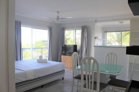 Broadwater Keys Holiday Apartments - Tourism Gold Coast 2